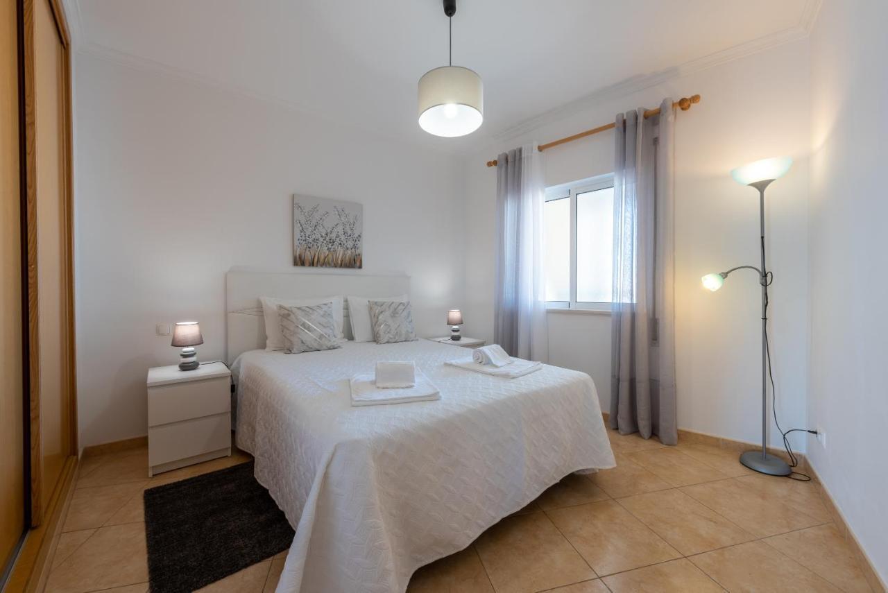 Apartamento Monarquia - T3 Quarteira Eksteriør bilde